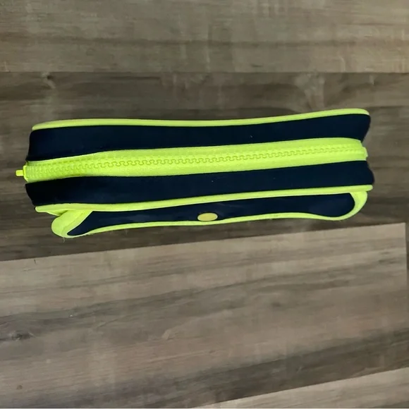 BTS Official BT21 Tata Neon Bag - Picture 5 of 8